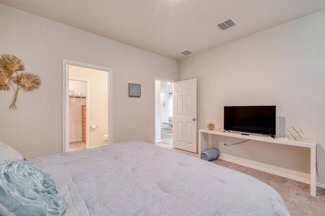 Building Photo - 248 Cherry Vine Dr