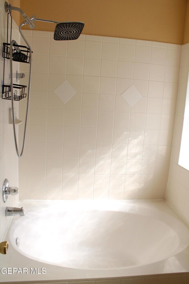 Building Photo - 11204 Endeavor Pl