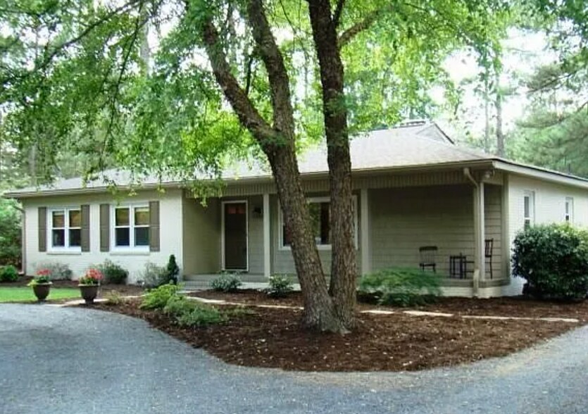 Primary Photo - 1104 Linden Rd
