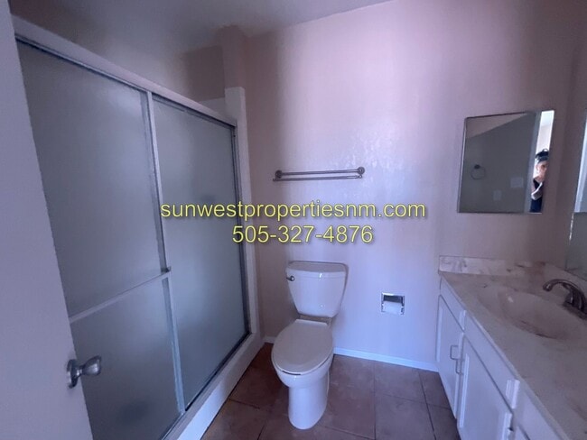Building Photo - 3 bedroom, 2.5 Bath Condo for Rent