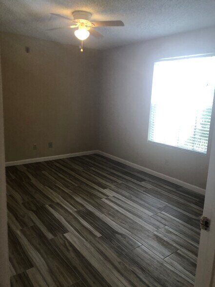 Building Photo - 11582 Westwood Blvd