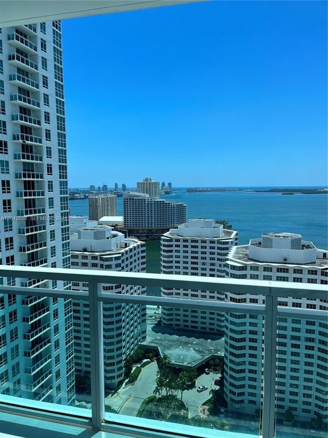 Building Photo - 951 Brickell Ave