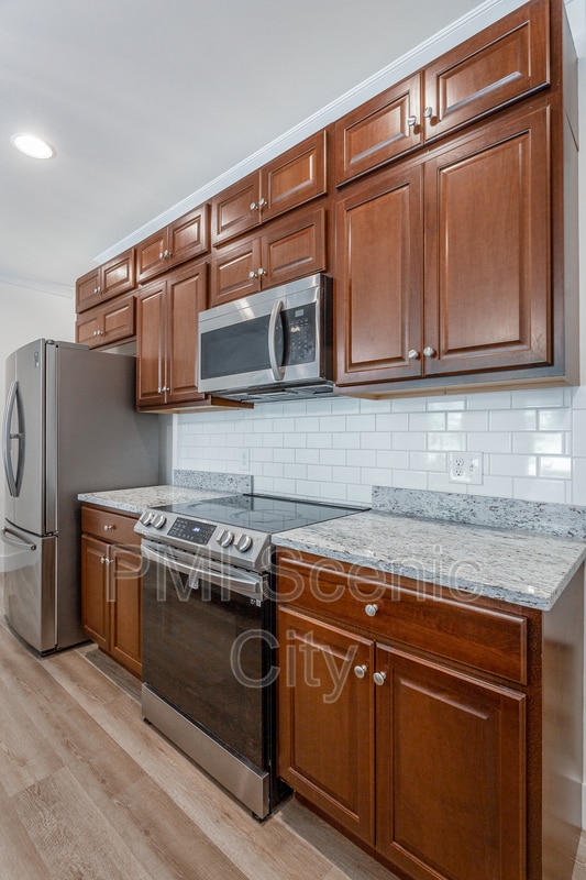 Building Photo - 1886 Young Rd SE