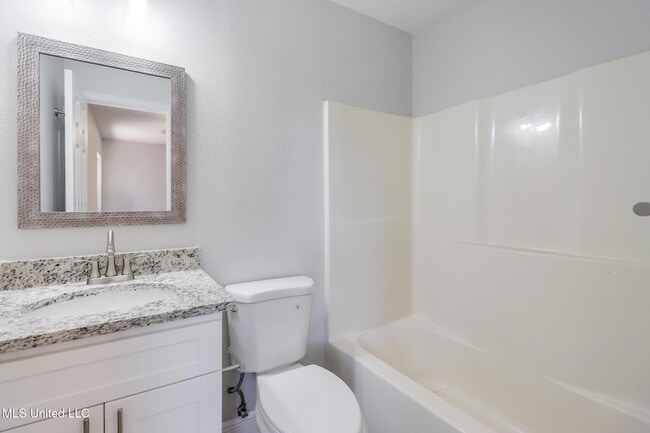 Building Photo - 233 Milray Ln