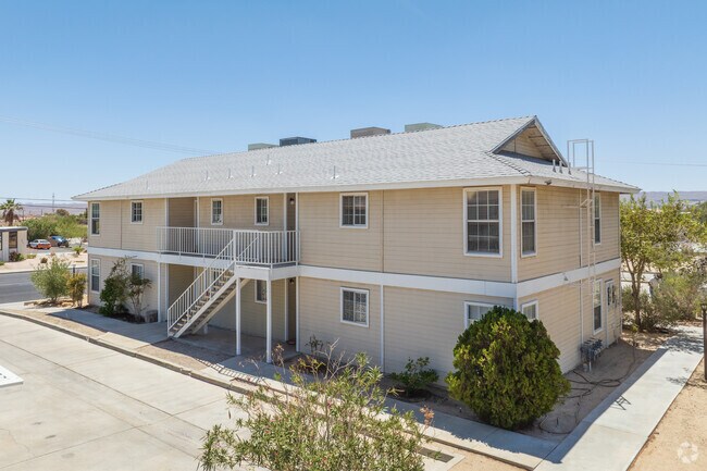 Building Photo - Ridgecrest Springs