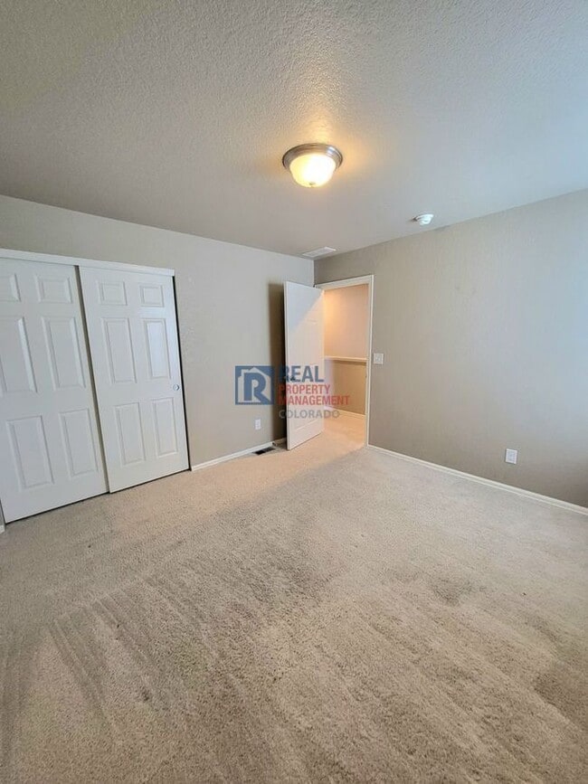 Building Photo - 6075 Sun Mesa Cir