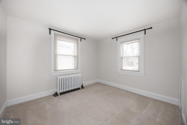 Building Photo - 547 Northbrook Rd