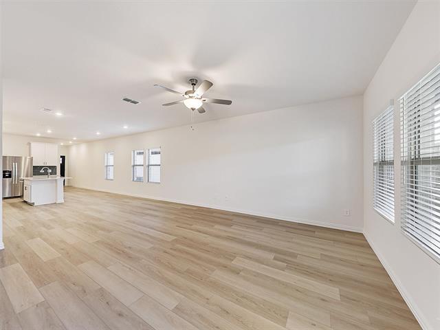 Building Photo - 506 Cottner Dr