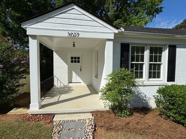 Primary Photo - Historic Earlewood Bungalow