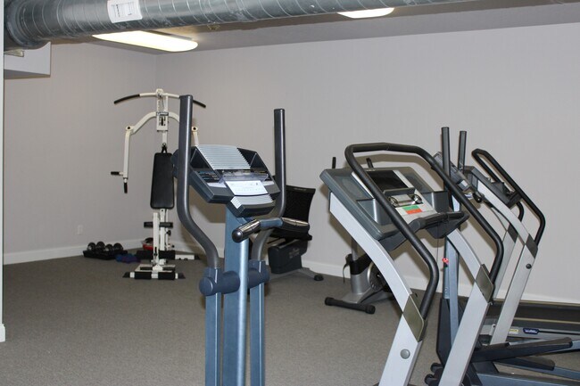 Building Photo - 4511 Twain Cir