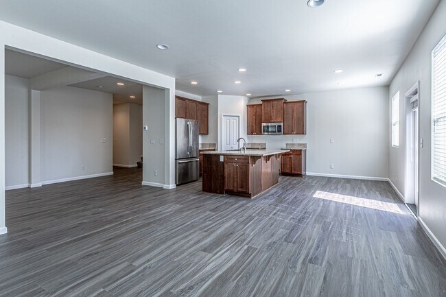 Building Photo - Amazing 4 bedroom home in Stewart Crossing!