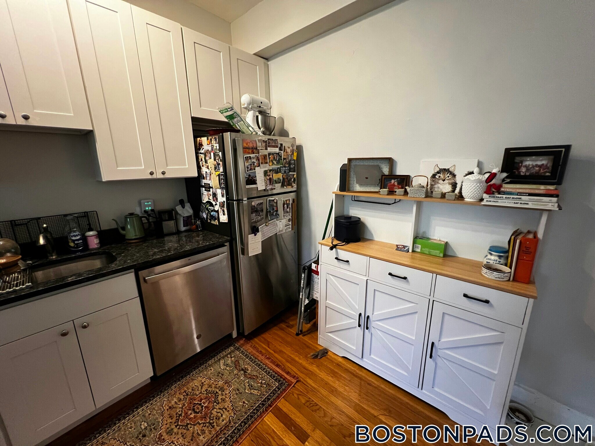 Building Photo - 114 Willow St