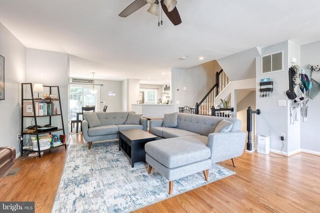 Building Photo - 708 Leister Dr