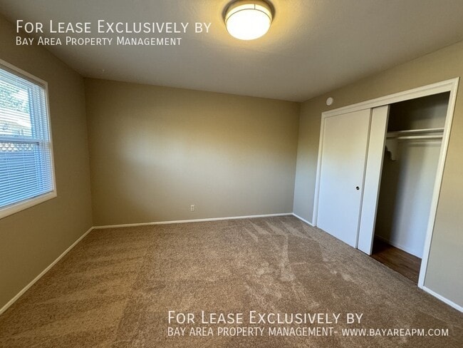 Building Photo - 330 Orchard Ave