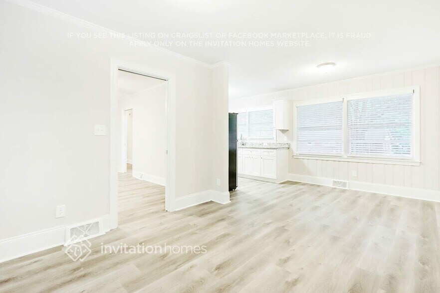 Building Photo - 3521 Edsel Pl