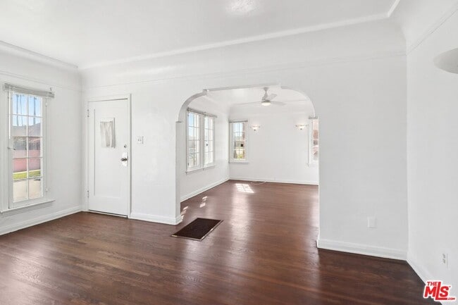 Building Photo - 3815 57th St