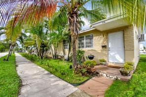 Building Photo - 1116-1120 S 17th Ave