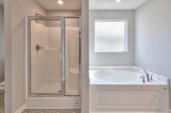 Building Photo - 212 Eusa Cantrell Ln