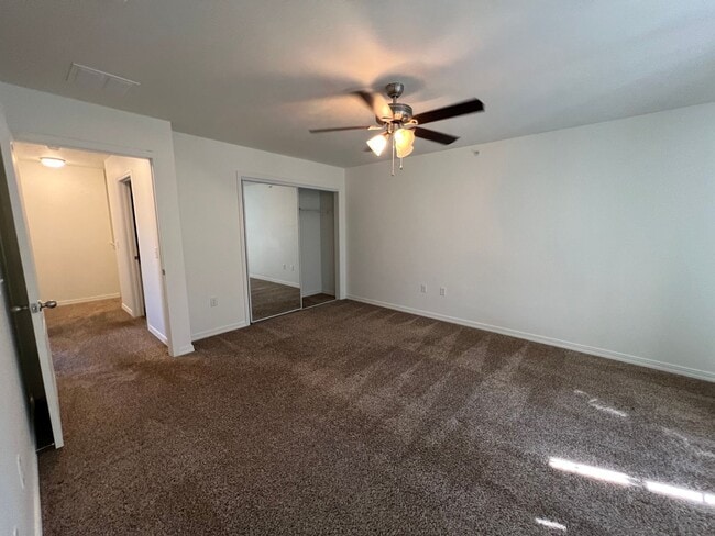 Building Photo - MOVE-IN SPECIAL PRICING!!!! 3BR Duplex