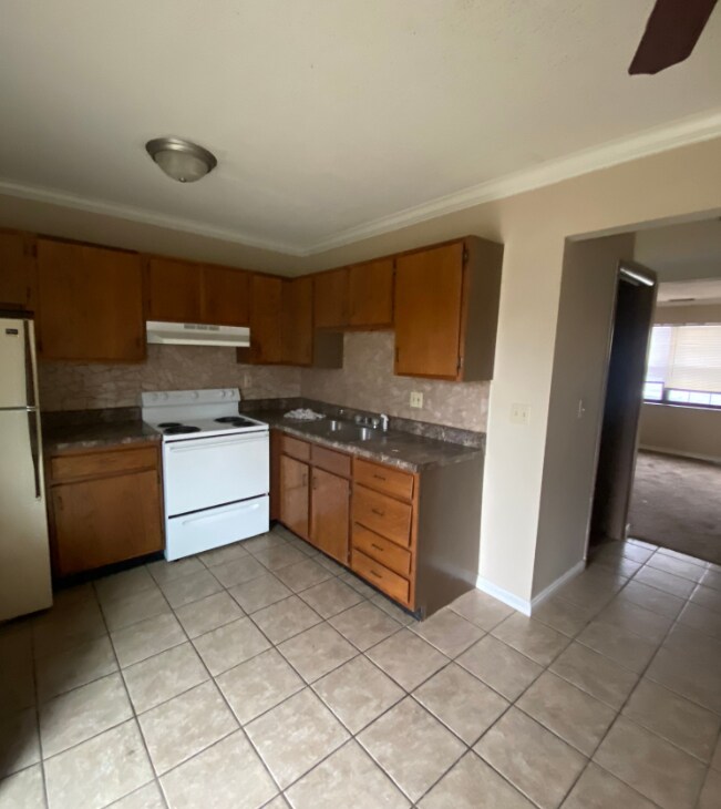 Building Photo - 1008 Jane Dr