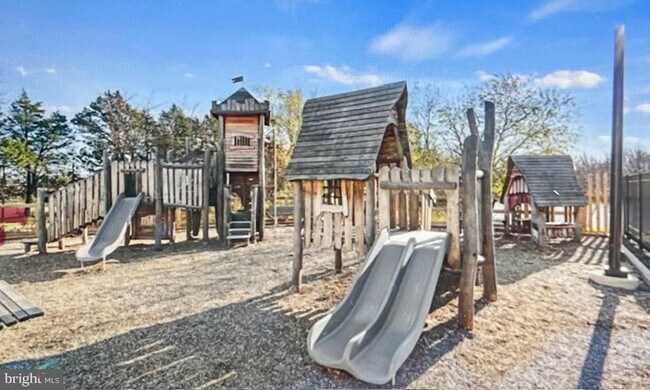 Building Photo - 14534 Alsace Ln