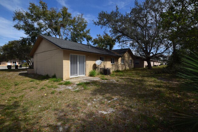 Building Photo - 3264 Split Willow Dr