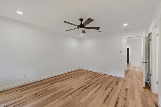 Building Photo - 2608 Piping Rock Trail