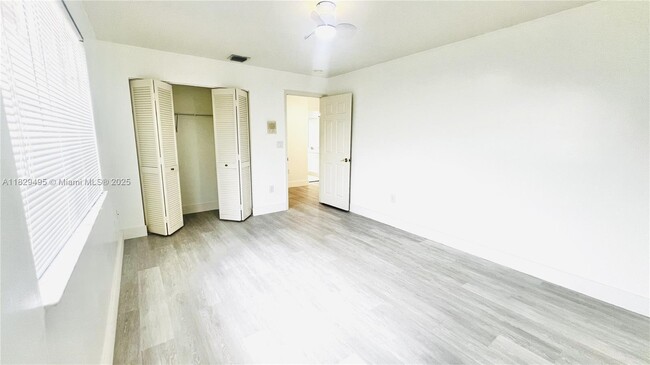 Building Photo - 14730 SW 132nd Ct