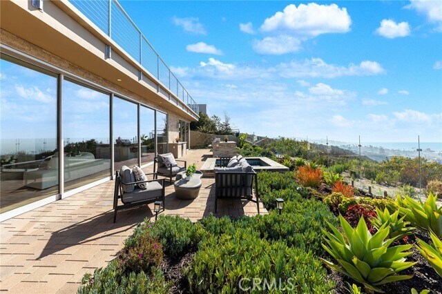 Building Photo - 3355 Alta Laguna Blvd