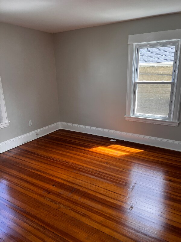 Building Photo - 63 Woodlawn St