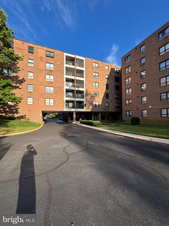 Building Photo - 6317 Park Heights Ave