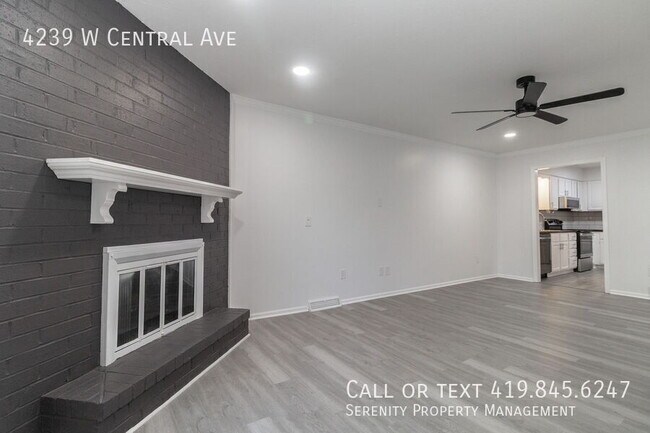 Building Photo - 4239 Central Ave