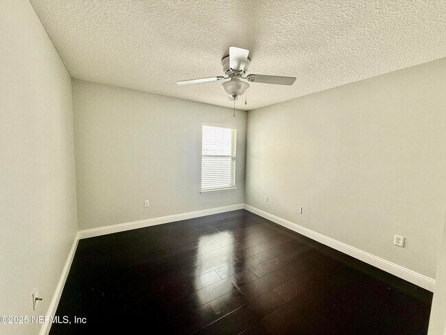 Building Photo - 1084 Candlebark Dr