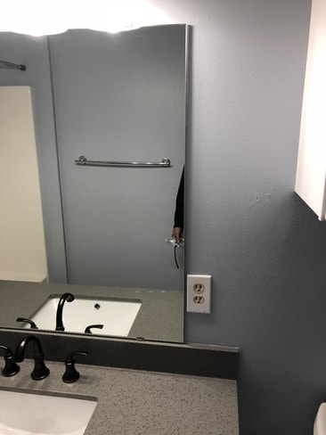 Building Photo - 1113 N Windsor Ave