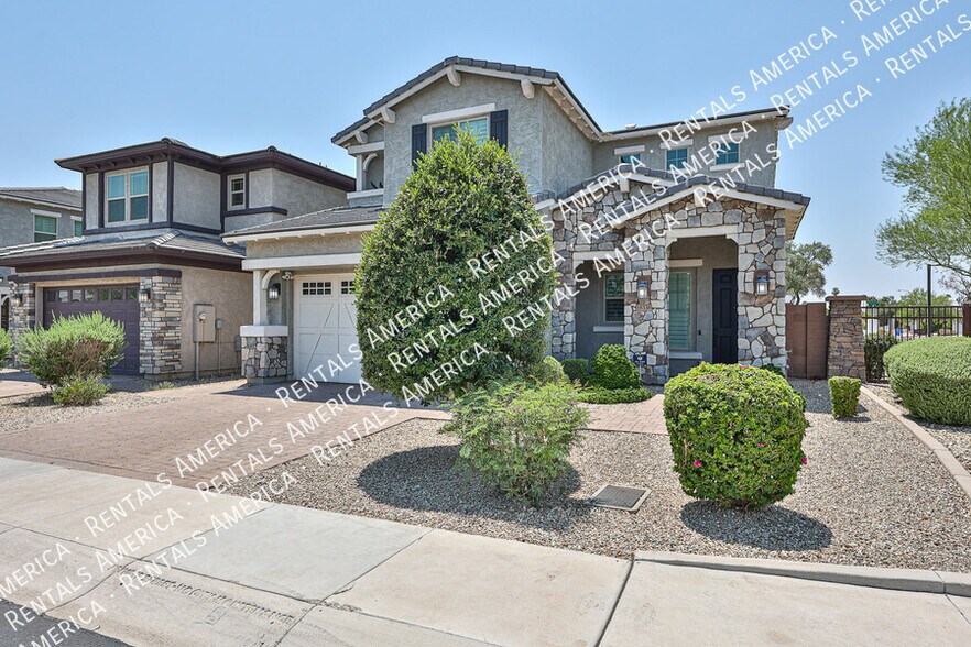 Primary Photo - 16336 N 2nd Dr