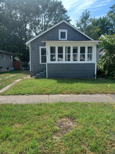 Building Photo - 980 Barney Ave