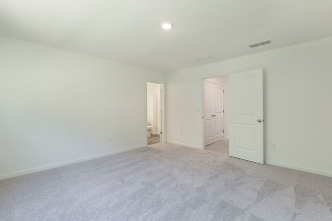 Building Photo - Newly Constructed 3/2.5 Townhome w/ Privat...