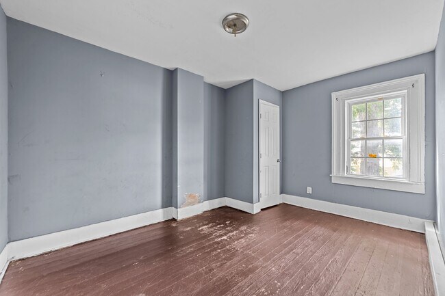 Building Photo - 1222 McKenzie St