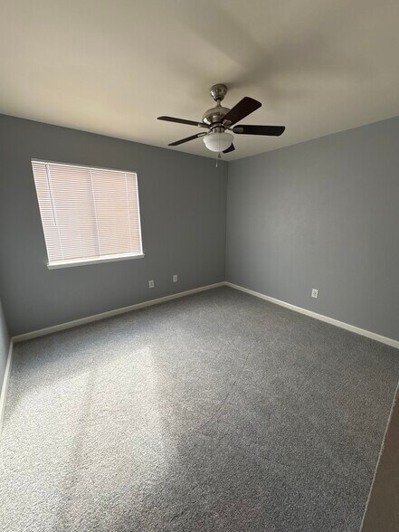 Building Photo - 3800 Collier St