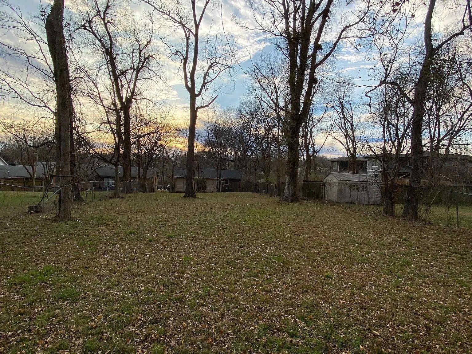 Building Photo - 2408 Vaulx Ln