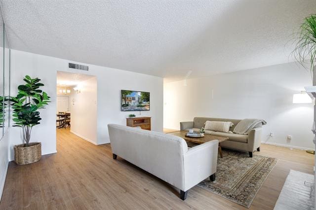 Building Photo - 5949 Copperwood Ln