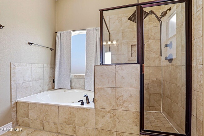 Building Photo - 3727 Grand Bahamas Dr