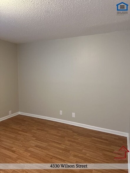 Building Photo - 4330 Wilson St