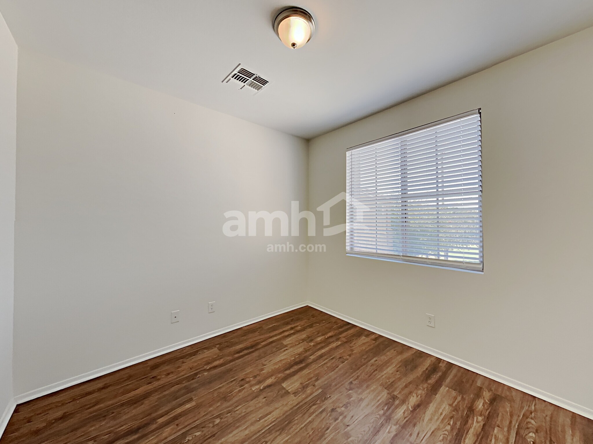 Building Photo - 4151 E Trigger Way