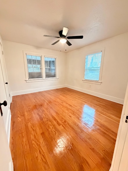 Building Photo - 2755 Grandview Ave