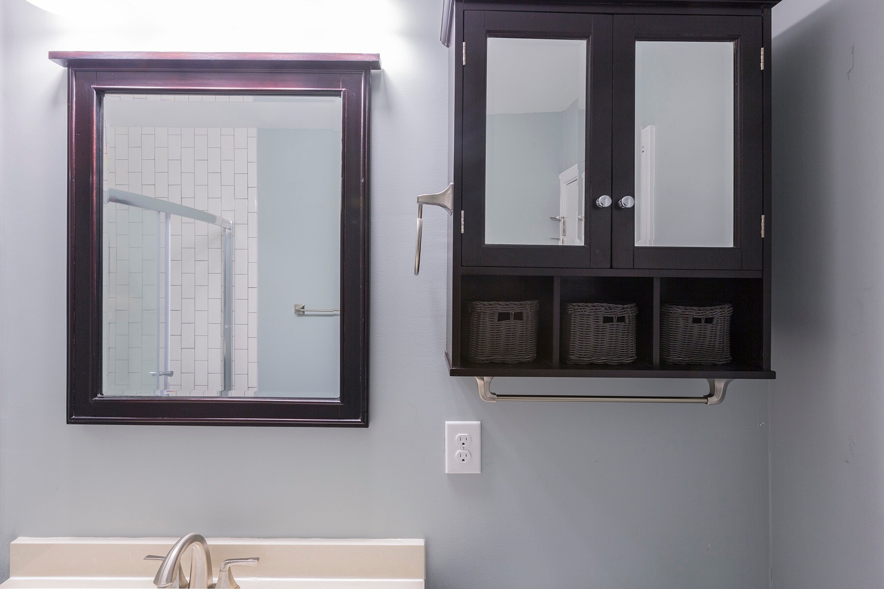 Building Photo - 3000 Golden Rd