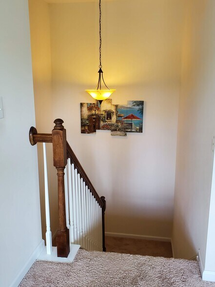 Building Photo - 808 Ayrshire Ave