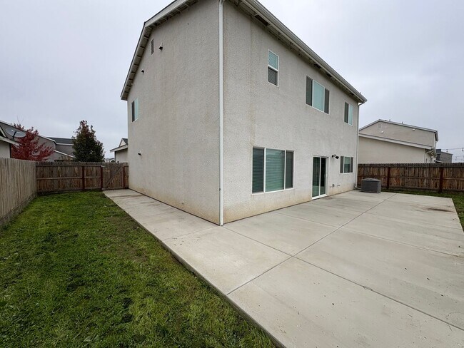 Building Photo - Lennar Built 2 story home coming soon!