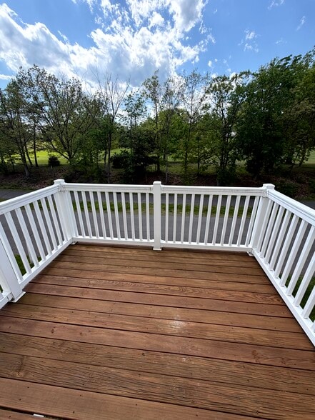 Building Photo - 1204 Admirals Walk Dr