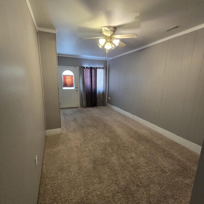 Building Photo - 11600 Atlantic City Ave NE